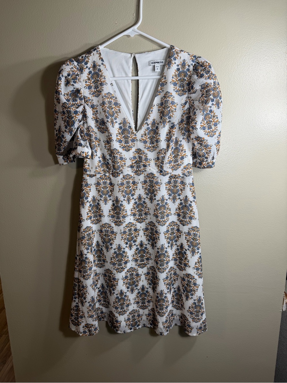 Express Floral Puff Sleeve Mini Dress S Blue Gold Deep V Open Back - Picture 9 of 9